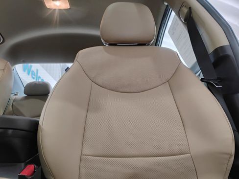 Used 2013 Hyundai Elantra Limited w/ Technology Pkg FWD image 61