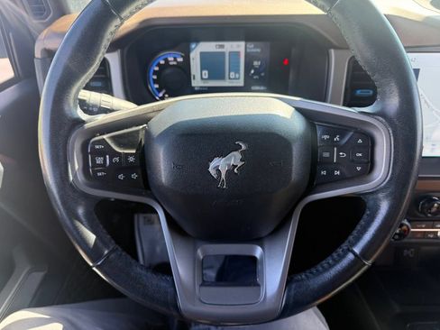 Certified 2023 Ford Bronco Outer Banks w/ Sasquatch Package AWD/4WD image 28