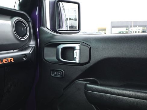 Used 2023 Jeep Wrangler Sport AWD/4WD image 26