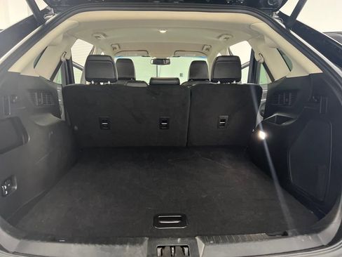 Used 2024 Ford Edge Titanium AWD/4WD image 29