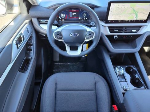 New 2026 Ford Explorer Active image 13