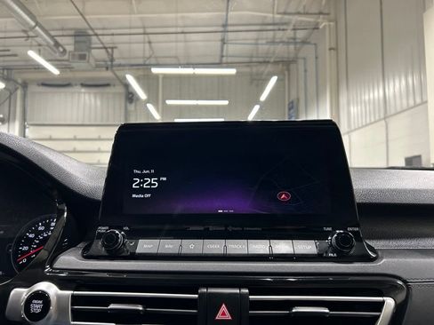 Used 2023 Kia Seltos SX w/ SX Sunroof Package AWD/4WD image 21