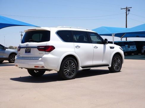 Used 2023 INFINITI QX80 Premium Select w/ Cargo Package AWD/4WD image 3