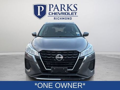 Used 2024 Nissan Kicks SV FWD image 2