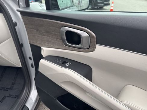 Used 2022 Kia Sorento S w/ Option Group 015 image 18