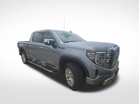 Used 2026 GMC Sierra 1500 Denali w/ Technology Package AWD/4WD image 8