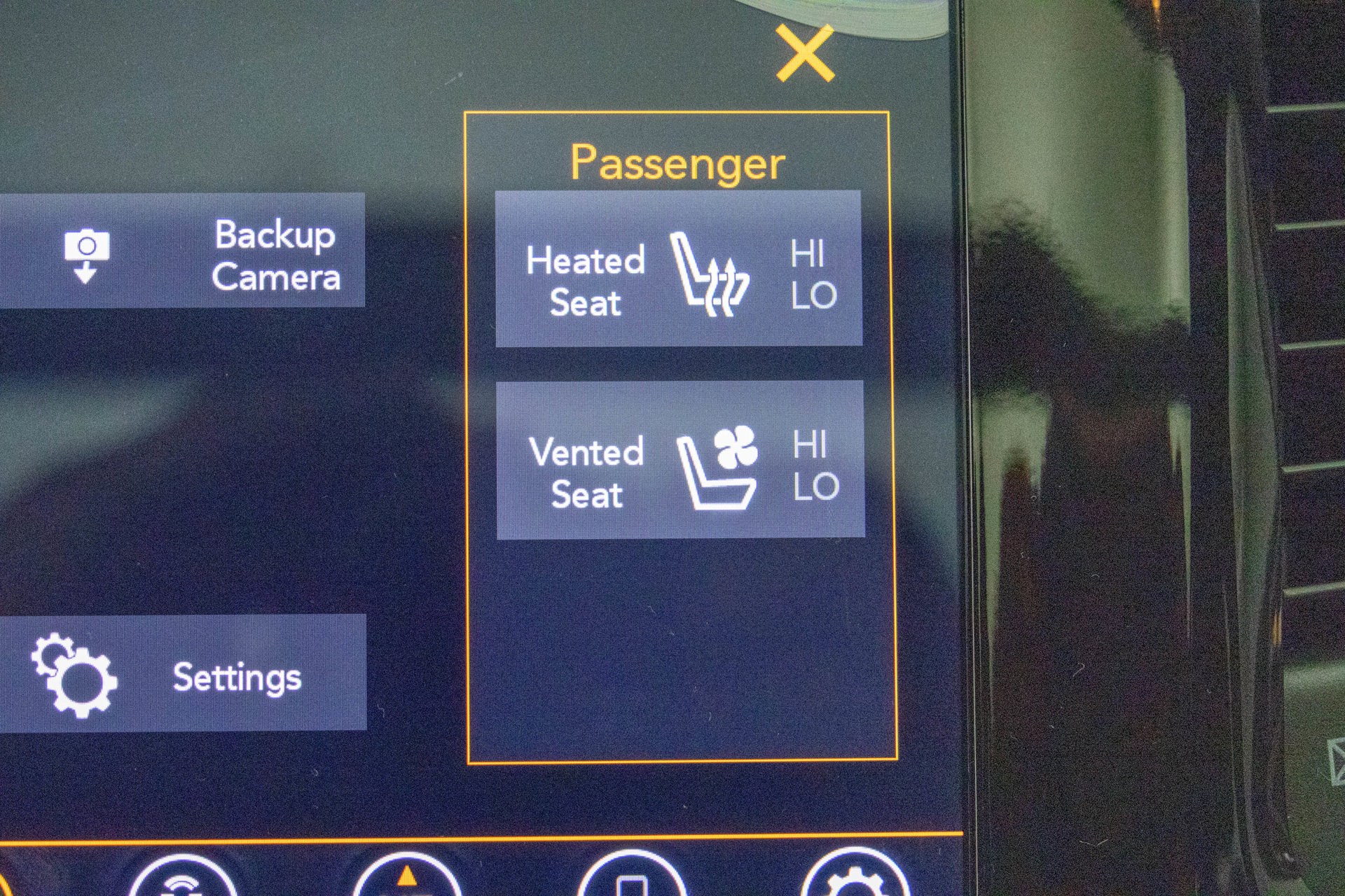 Used 2020 Jeep Grand Cherokee Limited w/ Luxury Group II AWD/4WD image 14