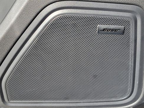 Used 2025 Porsche Macan image 20