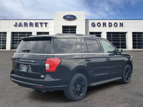 Certified 2024 Ford Expedition XLT AWD/4WD image 4