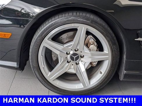Used 2011 Mercedes-Benz SL 550 image 4