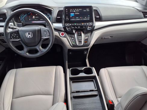 Used 2023 Honda Odyssey EX-L image 4