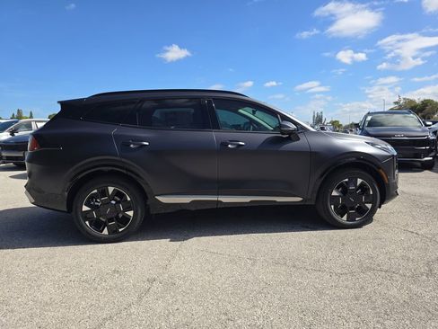 New 2026 Kia Sportage SX AWD/4WD image 9