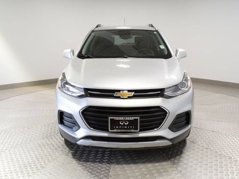 Used 2020 Chevrolet Trax LT FWD image 6