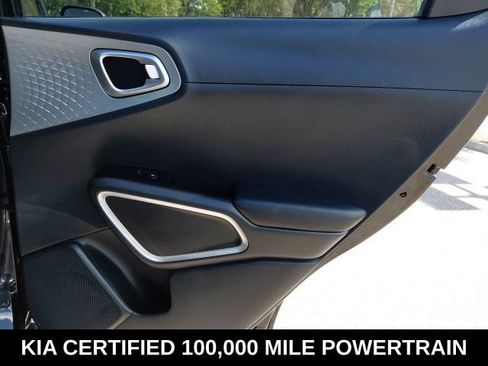 Certified 2025 Kia Soul LX FWD image 22