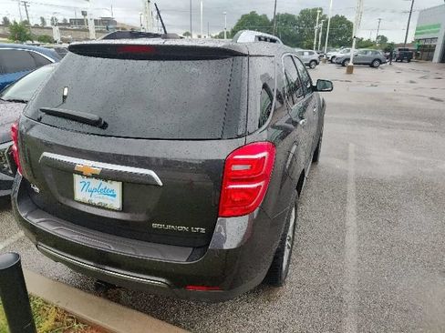 Used 2016 Chevrolet Equinox LTZ w/ Enhanced Convenience Package FWD image 11