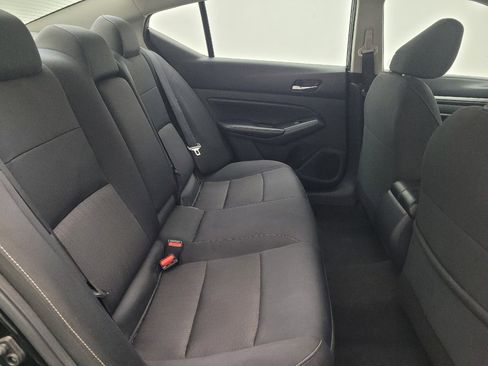 Used 2022 Nissan Altima 2.5 SV AWD/4WD image 19