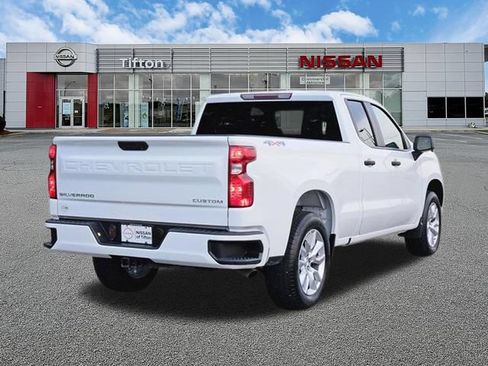 Used 2025 Chevrolet Silverado 1500 Custom AWD/4WD image 4