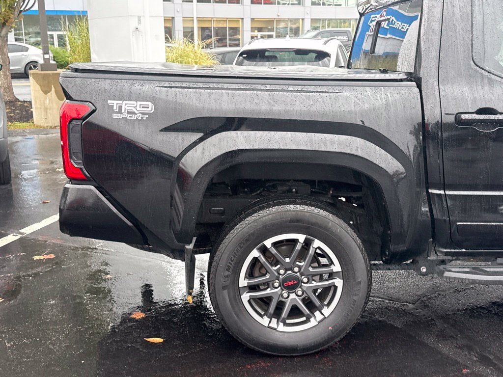 Used 2024 Toyota Tacoma TRD Sport w/ TRD Sport Upgrade Package AWD/4WD image 8