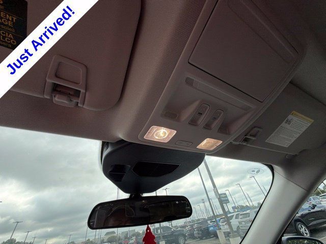 Used 2024 Ford Escape Active w/ Tech Pack #2 AWD/4WD image 45