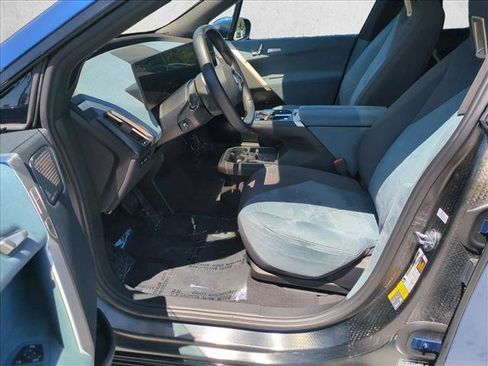 Certified 2023 BMW iX M60 AWD/4WD image 17