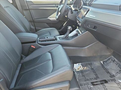 Used 2024 Audi Q3 2.0T Premium Plus image 21