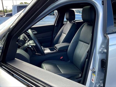 Used 2025 Land Rover Range Rover Velar Dynamic SE image 28