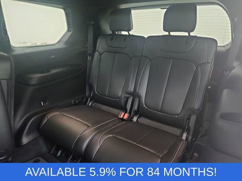 New 2026 Jeep Grand Cherokee L Limited w/ Limited Altitude Package AWD/4WD image 33