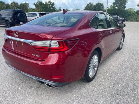 Used 2017 Lexus ES 350 w/ Accessory Package 2 FWD image 2