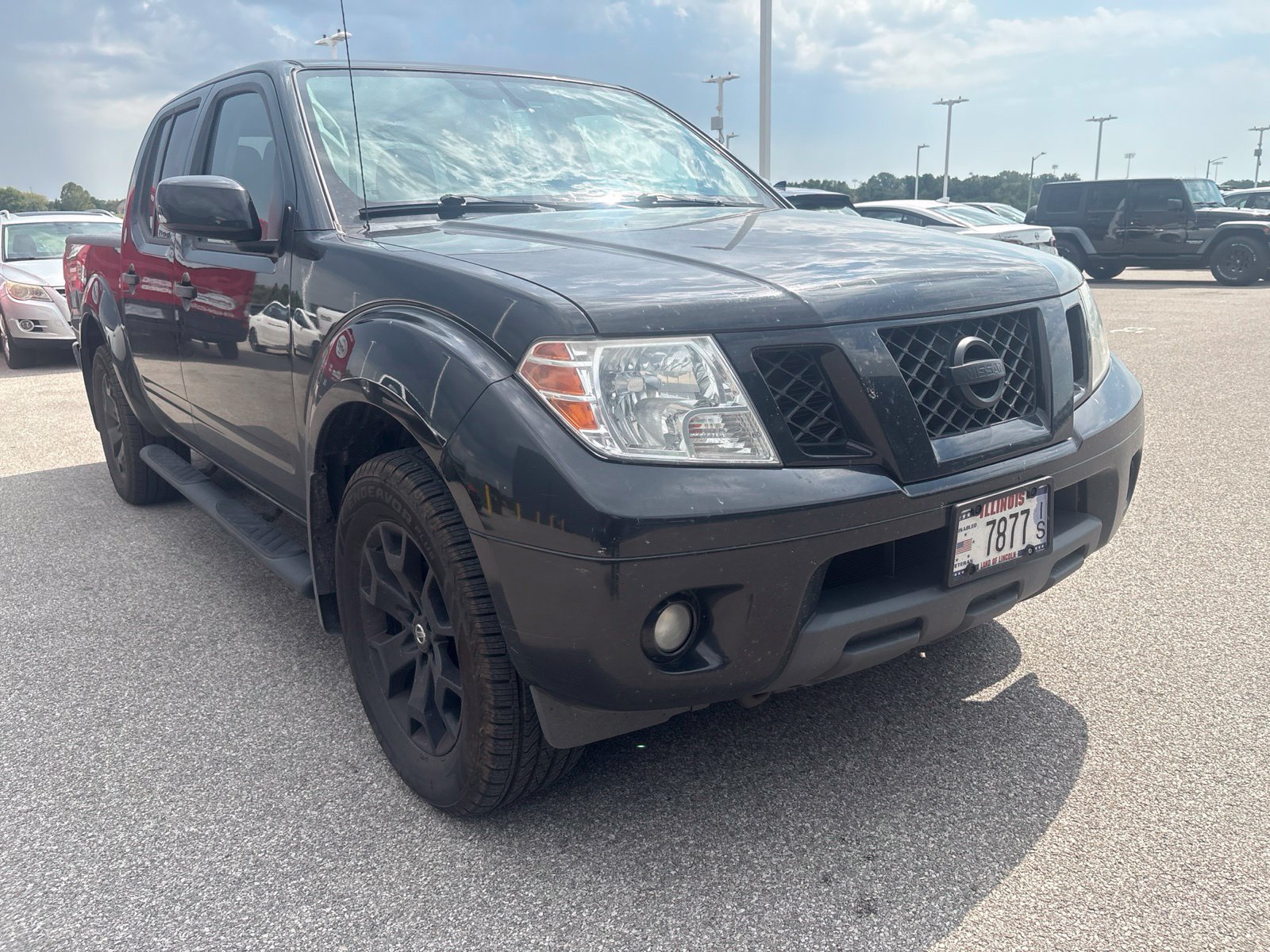 Used 2020 Nissan Frontier SV w/ Midnight Edition Floor Mats AWD/4WD image 2