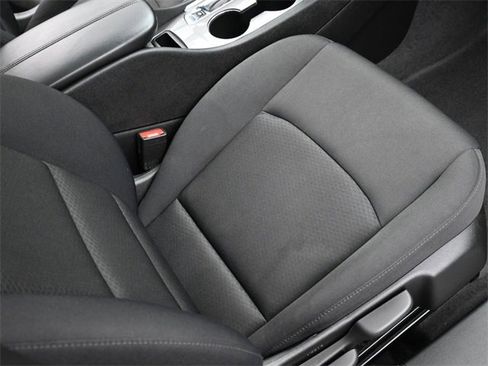 Used 2024 Chevrolet Malibu LT image 35