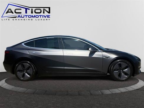 Used 2019 Tesla Model 3 Standard Range Plus RWD image 8
