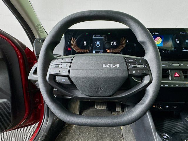 Certified 2025 Kia K4 FWD image 11