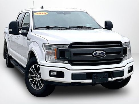 Used 2019 Ford F150 XLT w/ Equipment Group 302A Luxury image 3