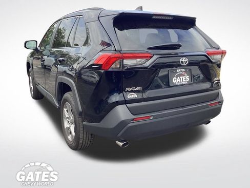 Used 2025 Toyota RAV4 XLE AWD/4WD image 7