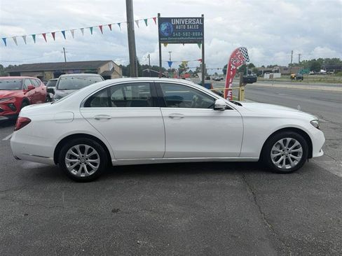 Used 2017 Mercedes-Benz E 300 4MATIC image 6