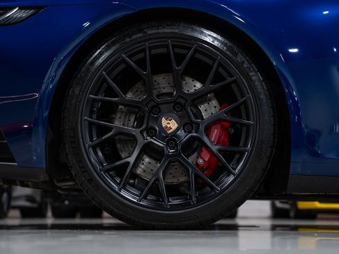 Used 2023 Porsche 911 Carrera 4 GTS image 42