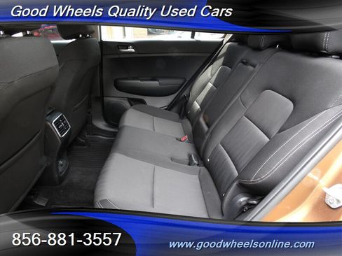Used 2020 Kia Sportage LX FWD image 14