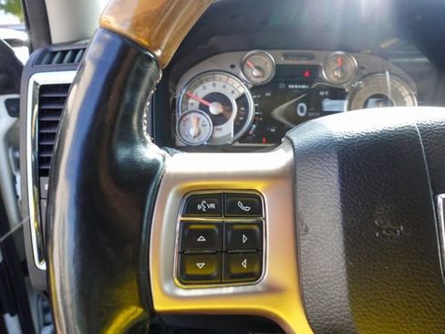 Used 2018 RAM 3500 Laramie Longhorn image 21