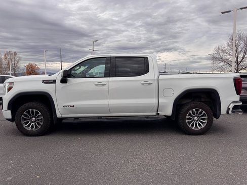 Used 2021 GMC Sierra 1500 AT4 image 2