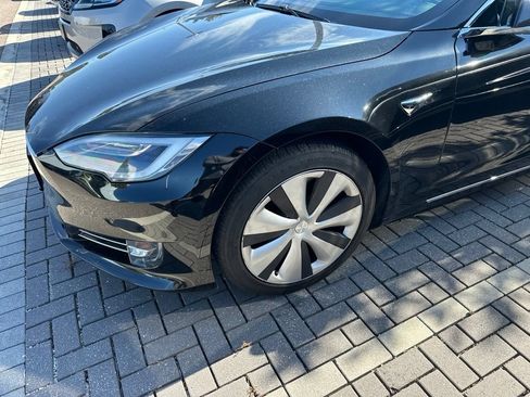Used 2020 Tesla Model S AWD image 2