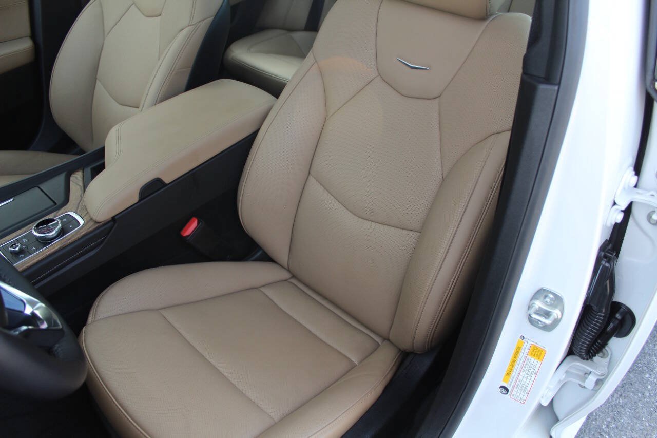 Used 2025 Cadillac CT5 Premium Luxury w/ Technology Package AWD/4WD image 2
