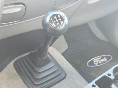Used 1998 Ford F150 XLT image 17
