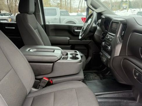 Used 2025 Chevrolet Silverado 2500 W/T image 13