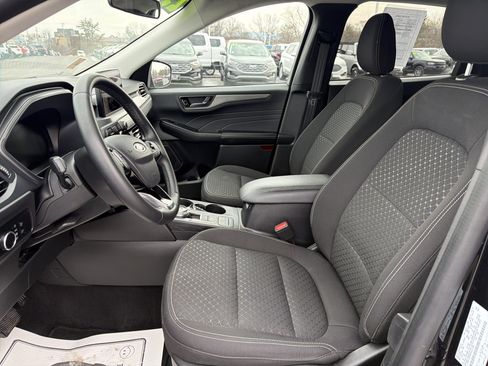 Used 2023 Ford Escape Active image 12