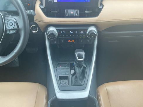 Used 2023 Toyota RAV4 XLE Premium AWD/4WD image 20