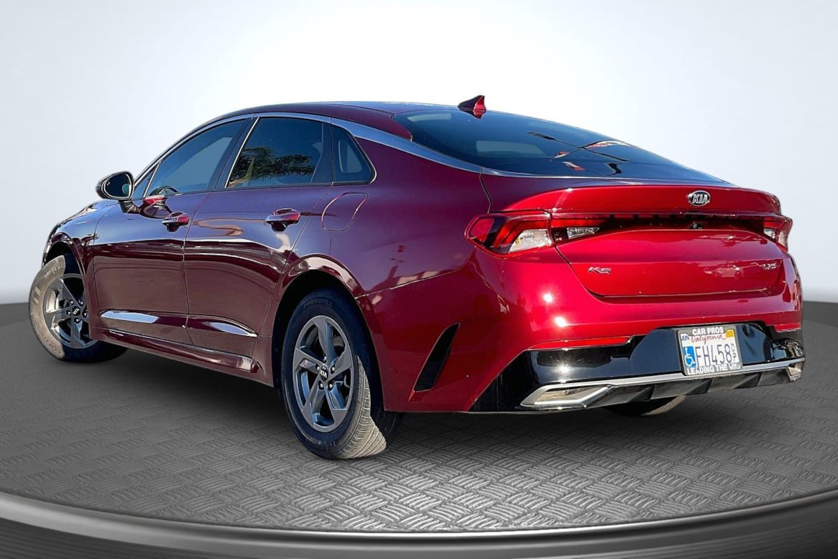 Used 2021 Kia K5 LXS FWD image 2