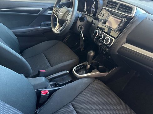 Used 2020 Honda Fit LX image 31