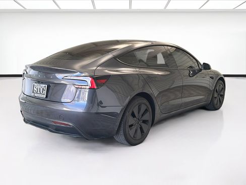 Used 2024 Tesla Model 3 Standard Range image 4