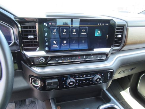 Certified 2024 Chevrolet Silverado 1500 High Country w/ High Country Premium Package AWD/4WD image 27
