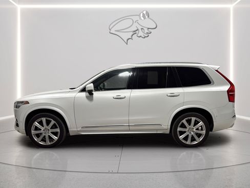 Used 2017 Volvo XC90 T6 Inscription w/ Vision Package AWD/4WD image 2
